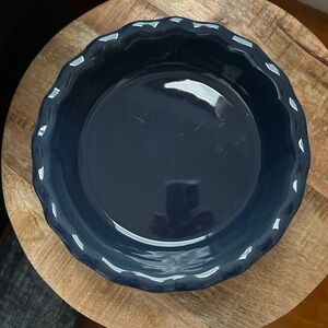 Emile Henry French Ruffled Vintage Pie Dish Navy Blue William Sonoma